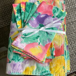 5 Spring Cloth Placemats and Matching Napkins
